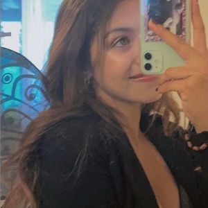 Meet your Posher, Fabi